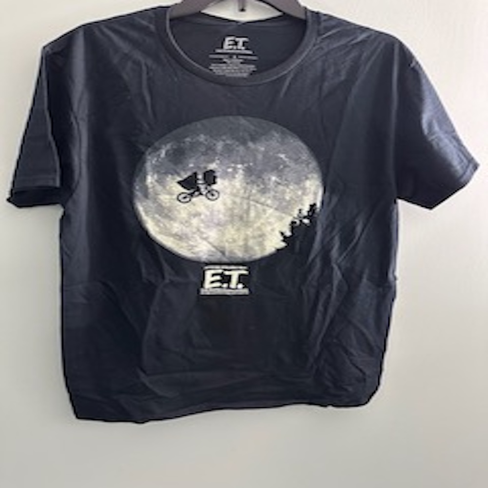 Classic E.T. The Extra Terrestrial 1982 Poster Throwback T-Shirt